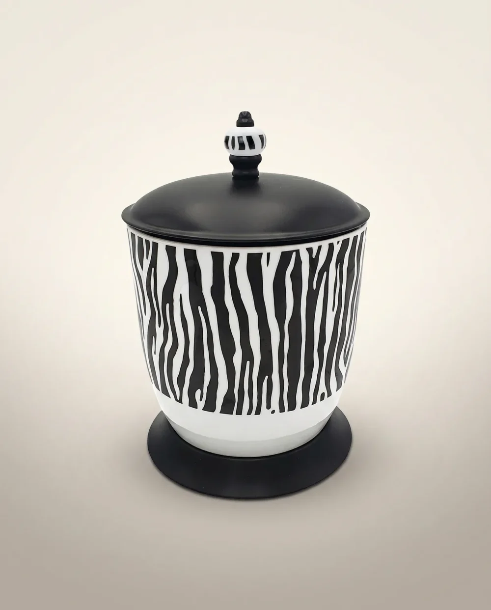 Zebra Çöp Kovası